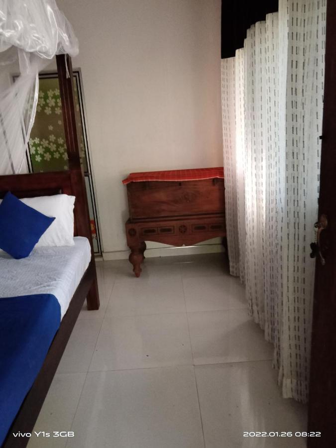 Timasha Home Stay Тангале Екстериор снимка