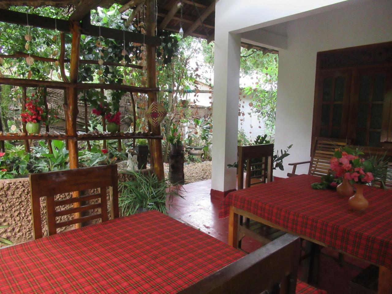 Timasha Home Stay Тангале Екстериор снимка